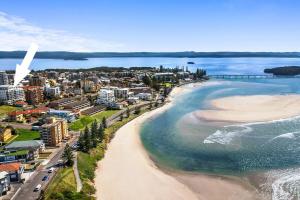 Relax by the Coast, Views, Pool & Sauna