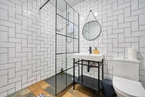 New Slick Finnieston Pad w Free Parking