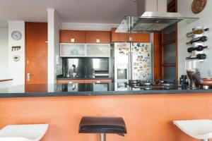 Bright, Warm, Comfy and Prime Location