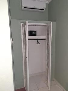 Jimmys Hideaway at Mulia Cottages