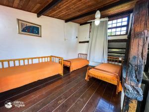 Casa aconchegante c piscina, churrasq e área verde