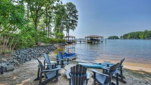 Happy Place by AvantStay Firepit Ranch-Style