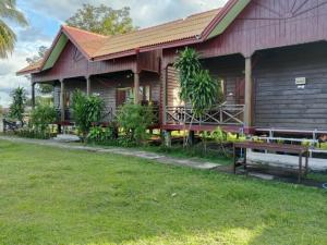 Boune Hom Guesthouse Sunrise Don Det