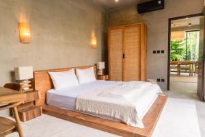 5BR Luxury Design Oasis with 2 pools