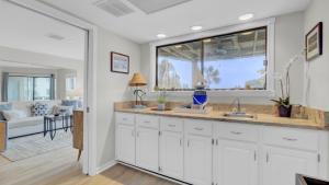 202 D Port O Call by AvantStay Beach Condo