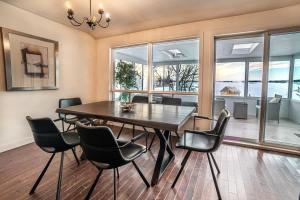 3-bdrm Lakefront Main House #12 Rockwood