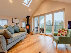 3 Bed in Keswick oc-93589