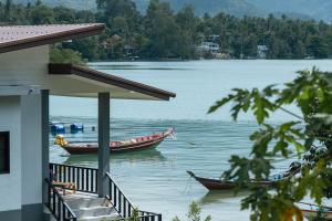 Cozy Seaview Studio 50 Meters From the Beach