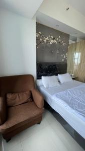 Anderson benson by staycation id