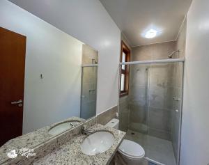 Casa completa c piscina no condomínio, 10 pessoas