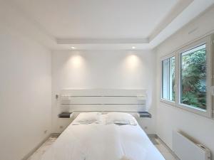 Luxury Apartment Rue Lacour Apartment