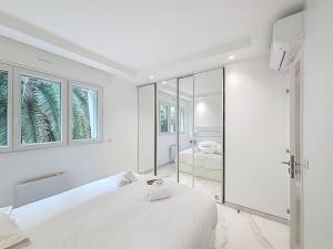 Executive 2BR Apartment near Croisette Ideal for MIPIM Terrace & Wi-Fi