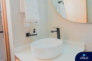 High Park 94 by Jalo