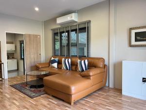 Private 2 Bedrooms Villa near waterfall in Khao Lak-Terrace Large Bubble Jacuzzi