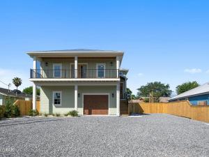 PCB Luxe 4BR, Heated Pool, 3 Blks to Beach