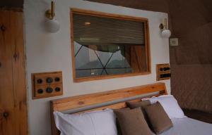 Astro Orchard Glamps and Hostels