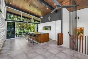 Belle Escapes Rainforest Shore