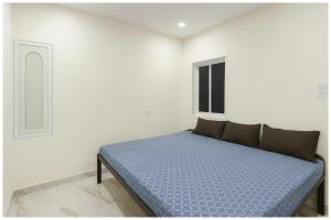 Hotel In Winter Residency Near Mahakaleshwar Jyotirlinga- Railway Station Ujjin - Paid Public Parking #Free Wifi - Best Prime Location Hotel