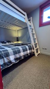 Bel appartement tout confort 4 personnes ski aux pieds