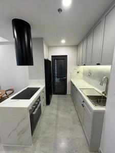 Cardinal Court Block B