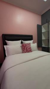 Beauty Blender Homes - The Executive House