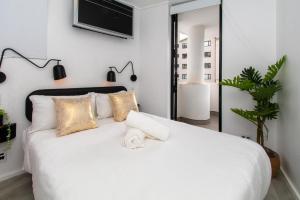 401 The Flamingo Heart of Sea Point - Seeff ShortStay