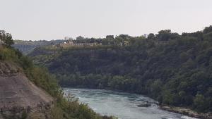 River Rapids Inn