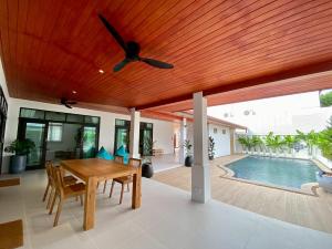 Baanthai villa Rawai