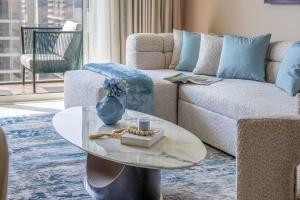 Frank Porter - Palace Beach Residence