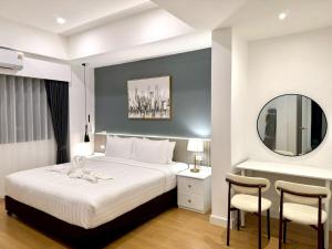 Zenzio Glass Pool Villa - Chiangmai