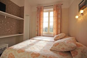 B&B / Chambres d'hotes Gite Le Relais Saint Michel : Chambre Double