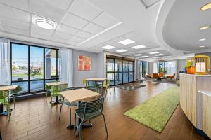 Spark By Hilton Cleveland Beachwood