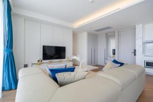 The Sunshine Beach Resort lux apartment