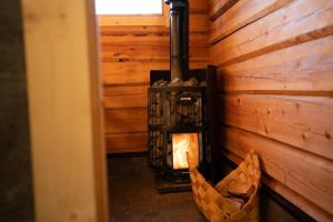 Iisland Usva, seaside house with sauna and jacuzzi