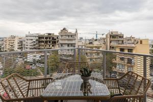 Oval Elegant Stay by BiNoBi!