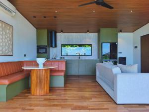 Villa #4, The Habitat, Kuta Lombok - Gym Membership Included