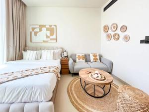 Luxe Studio Perch in Binghatti Azure with Pool & Gym