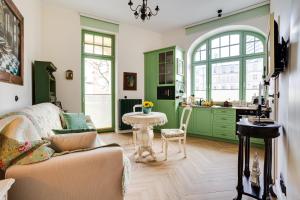 Vanilla & Pistachio Vintage Apartment, Kościuszki 71