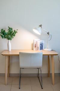 Airstay - Cozy 1BR Escape - City View - The Greens - Monthly Offer Available!