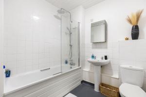 Tastefully Designed 2BDR Flat near Canary Wharf