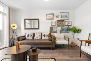 Tastefully Designed 2BDR Flat near Canary Wharf