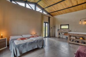 Tuscan Cozy Escape with View, Garden & Breakfast