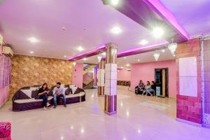 FabHotel Prime Rockstar Suites - Nr Park Circus 7 Point