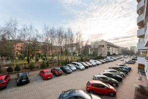 Bemowo Lotnisko Snug Apartment by BookingHost