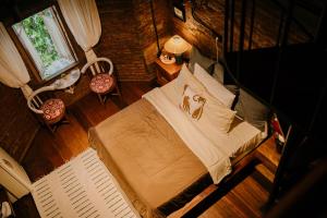 Unique Industrial Loft - 10 mins walk to Seminyak Beach