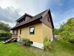 Wokers Villa - 11 Beds - Parking - Near Volvo