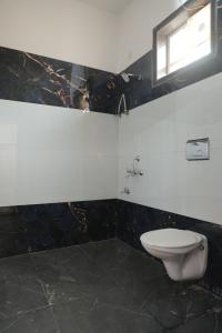 Aura Villa Family Stay