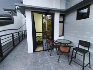 Cozy 2 rooms, 2 BR, Balcony with a View, Free parking