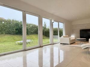 Workers Villa - 7 BR - 15 Beds - 3 Bath