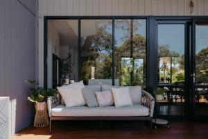 Coastal Heights - Luxe Retreat with Pool